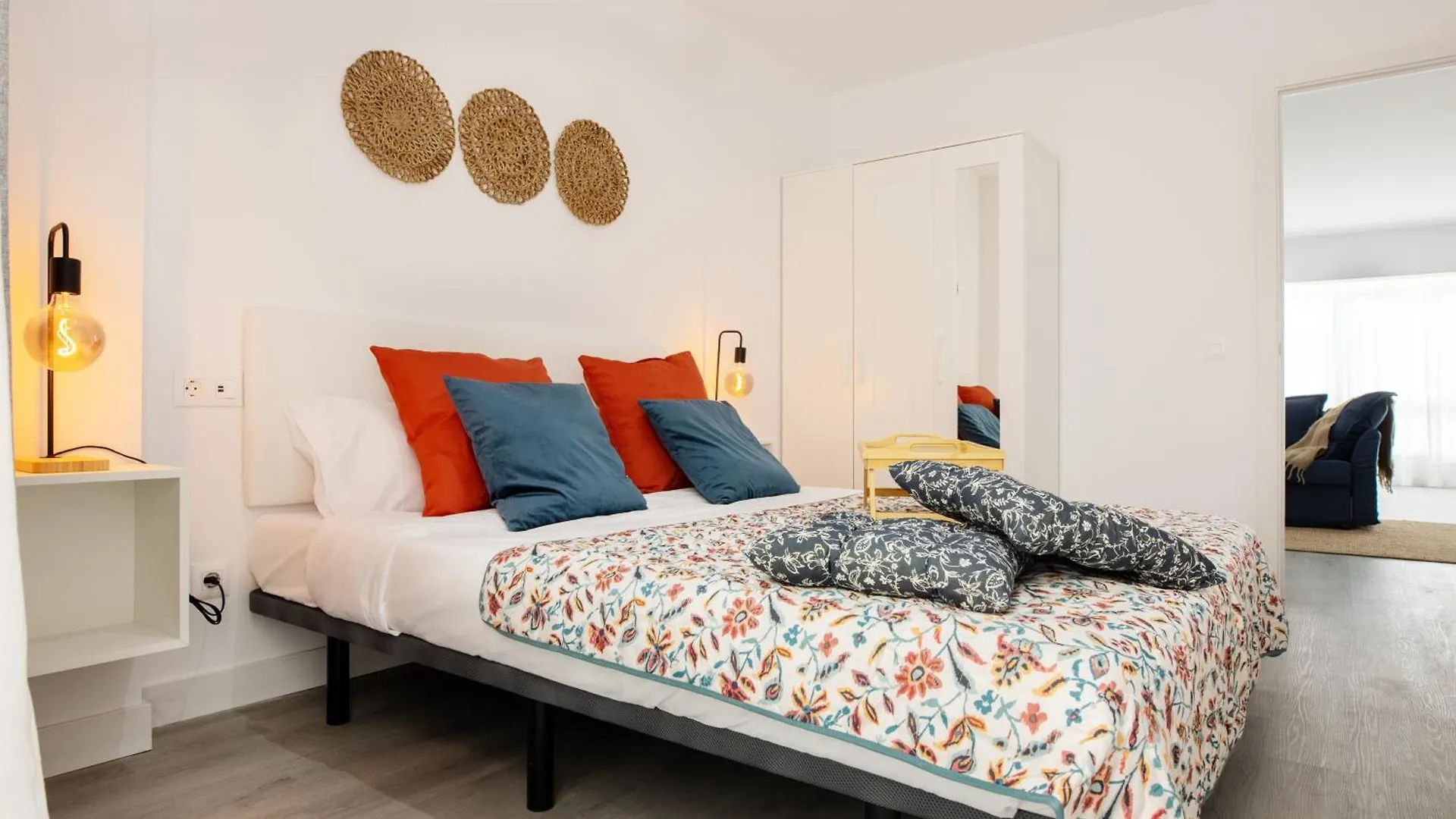 Modern Comfort In The Heart Of La Laguna Espagne